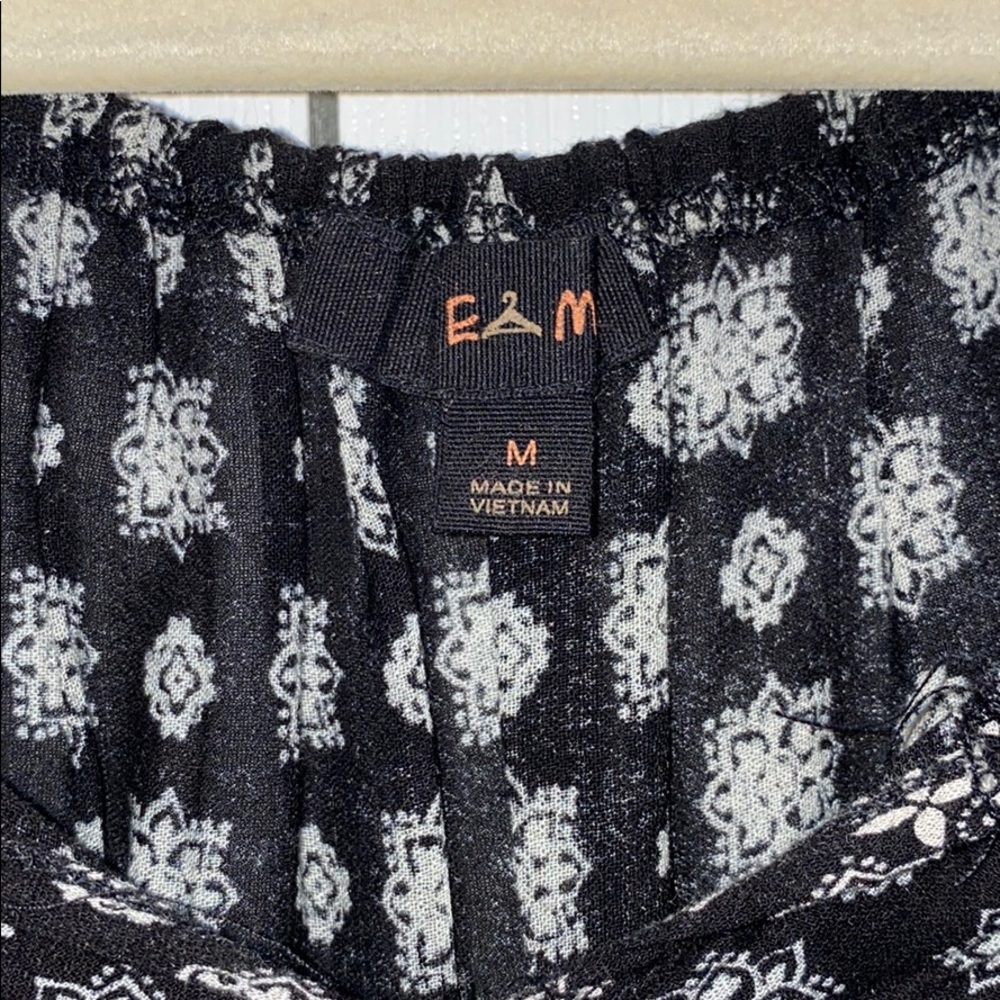 Patterned Top - Picture 3 of 3